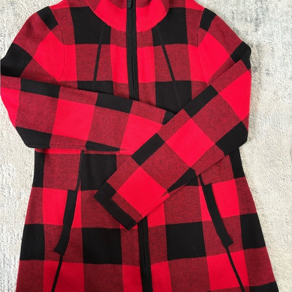 Adrienne Vittadini Red & Black Checkered Buffalo Plaid  Cardigan Sweater Size L - Picture 7 of 12